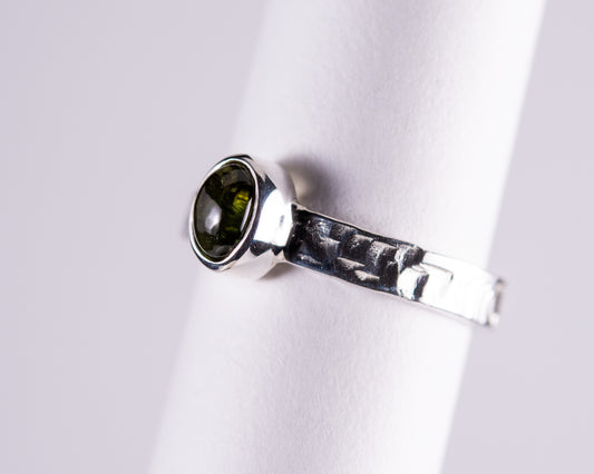 Green Tourmaline Sterling Silver Ring Size 7