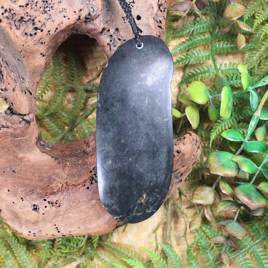 Roimata or Teardrop carved from NZ Serpentine