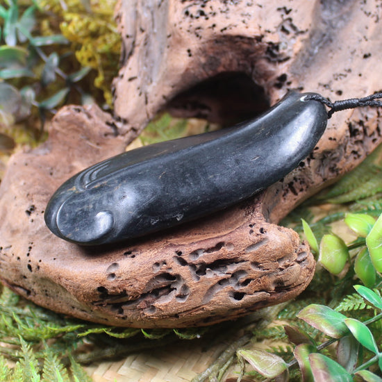 Roimata or Teardrop carved from NZ Serpentine