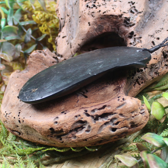Roimata or Teardrop carved from NZ Serpentine