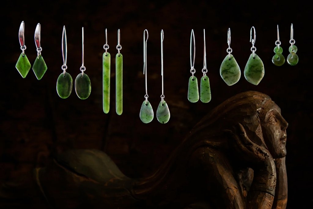Pounamu Earrings NZ – Greenstone Shop