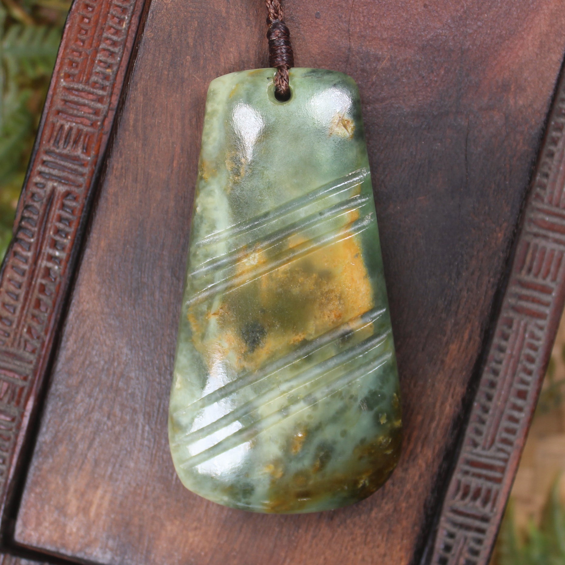 Flower Jade Pounamu Toki