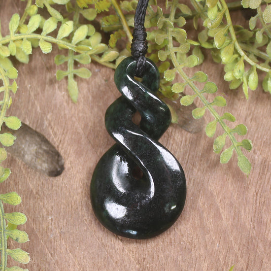 Twist carved from Kawakawa Pounamu - NZ Greenstone