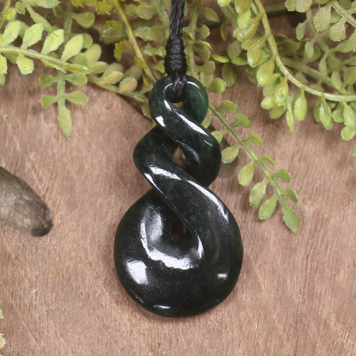 Twist carved from Kawakawa Pounamu - NZ Greenstone