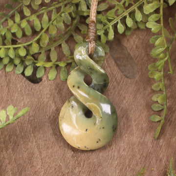 Twist or Pikorua carved from Flower Jade Pounamu - NZ Greenstone