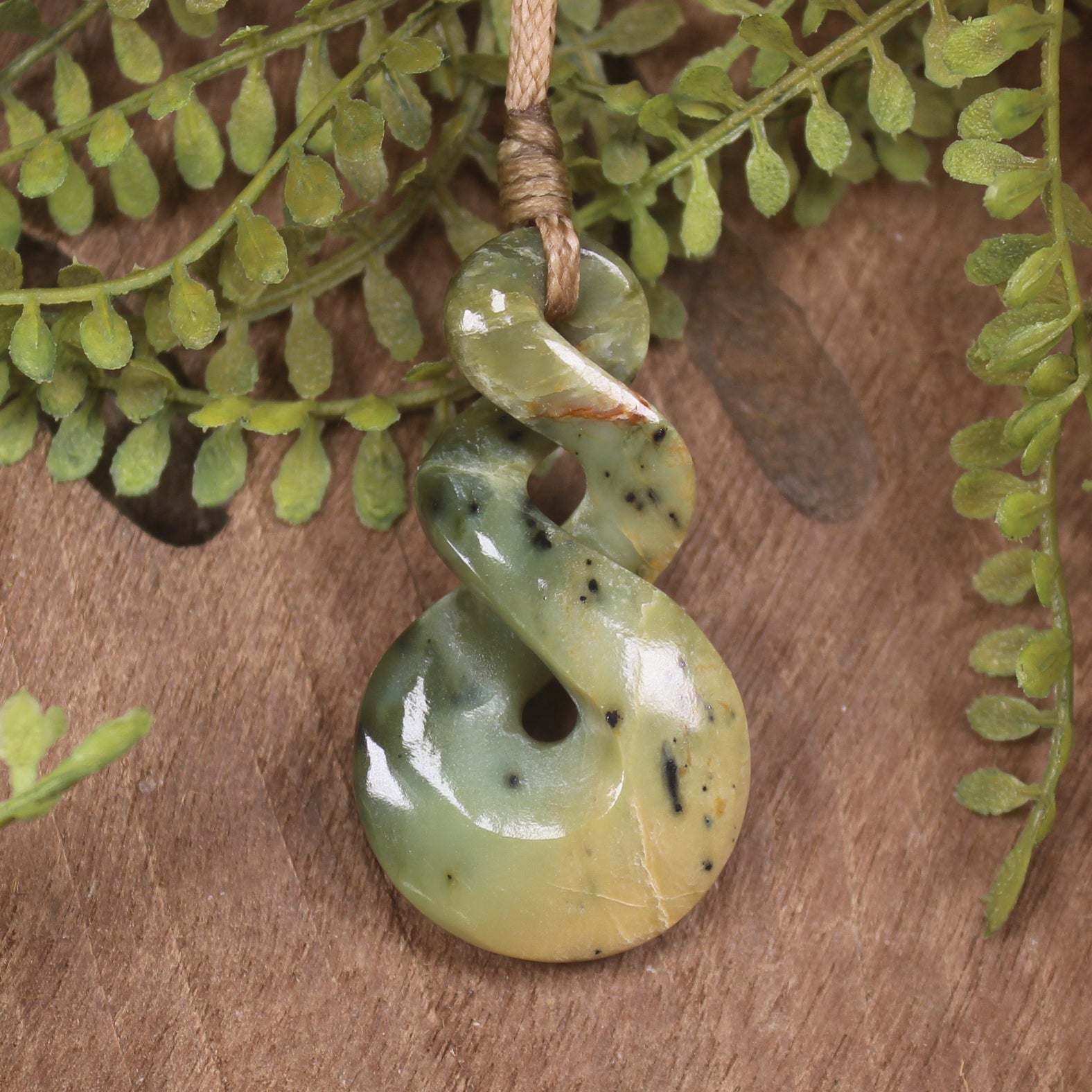 Twist or Pikorua carved from Flower Jade Pounamu - NZ Greenstone