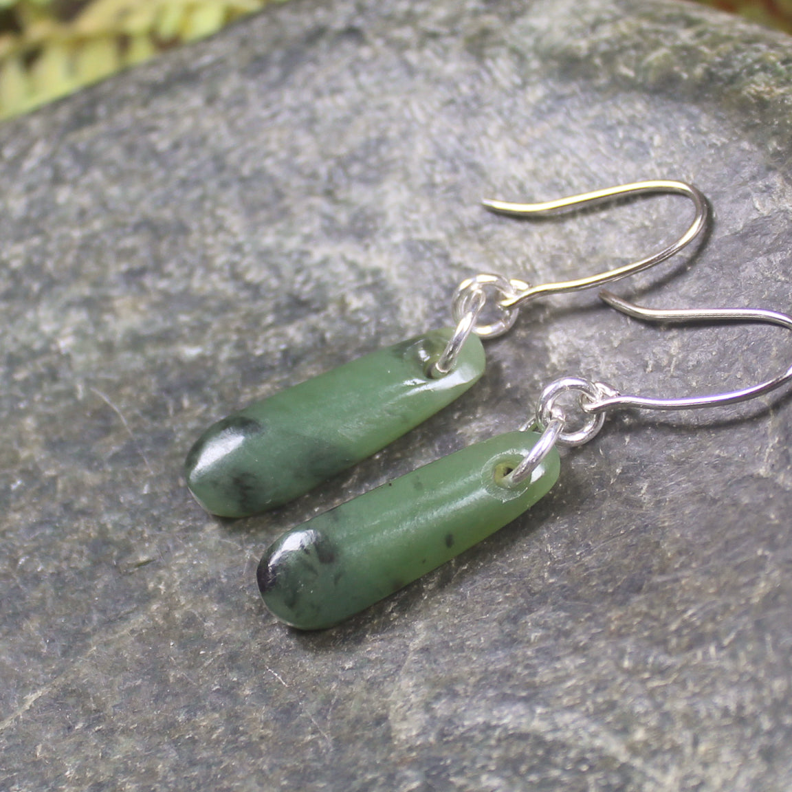 NZ Greenstone Roimata Earrings Hapopo Pounamu