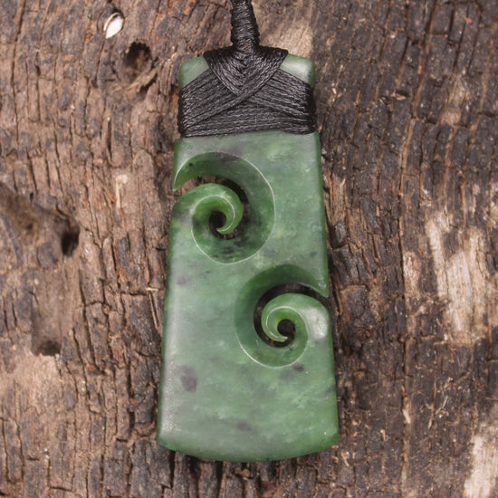 Toki or Adze with Koru carved from Hapopo Pounamu - NZ Greenstone