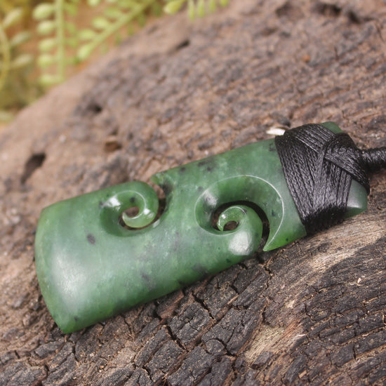 Toki or Adze with Koru carved from Hapopo Pounamu - NZ Greenstone