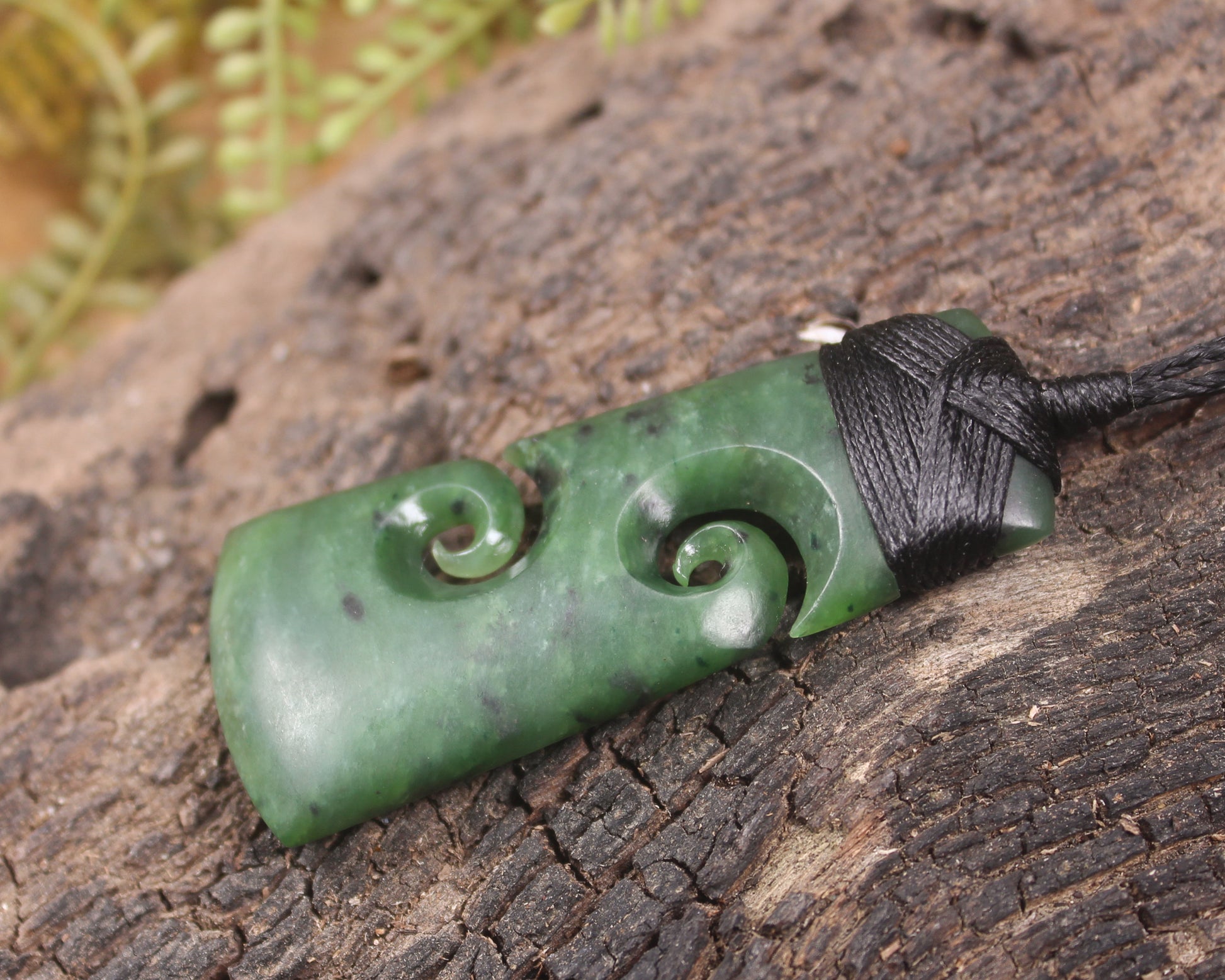 Toki or Adze with Koru carved from Hapopo Pounamu - NZ Greenstone