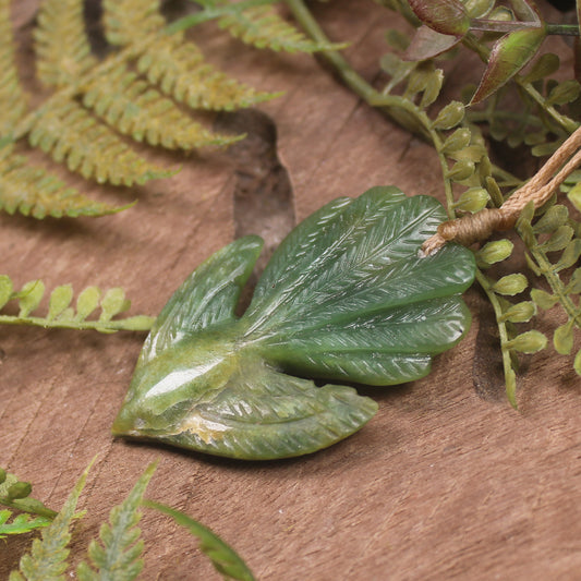 Pīwakawaka or Fantail Bird Pendant carved from Flower Jade Pounamu - NZ Greenstone