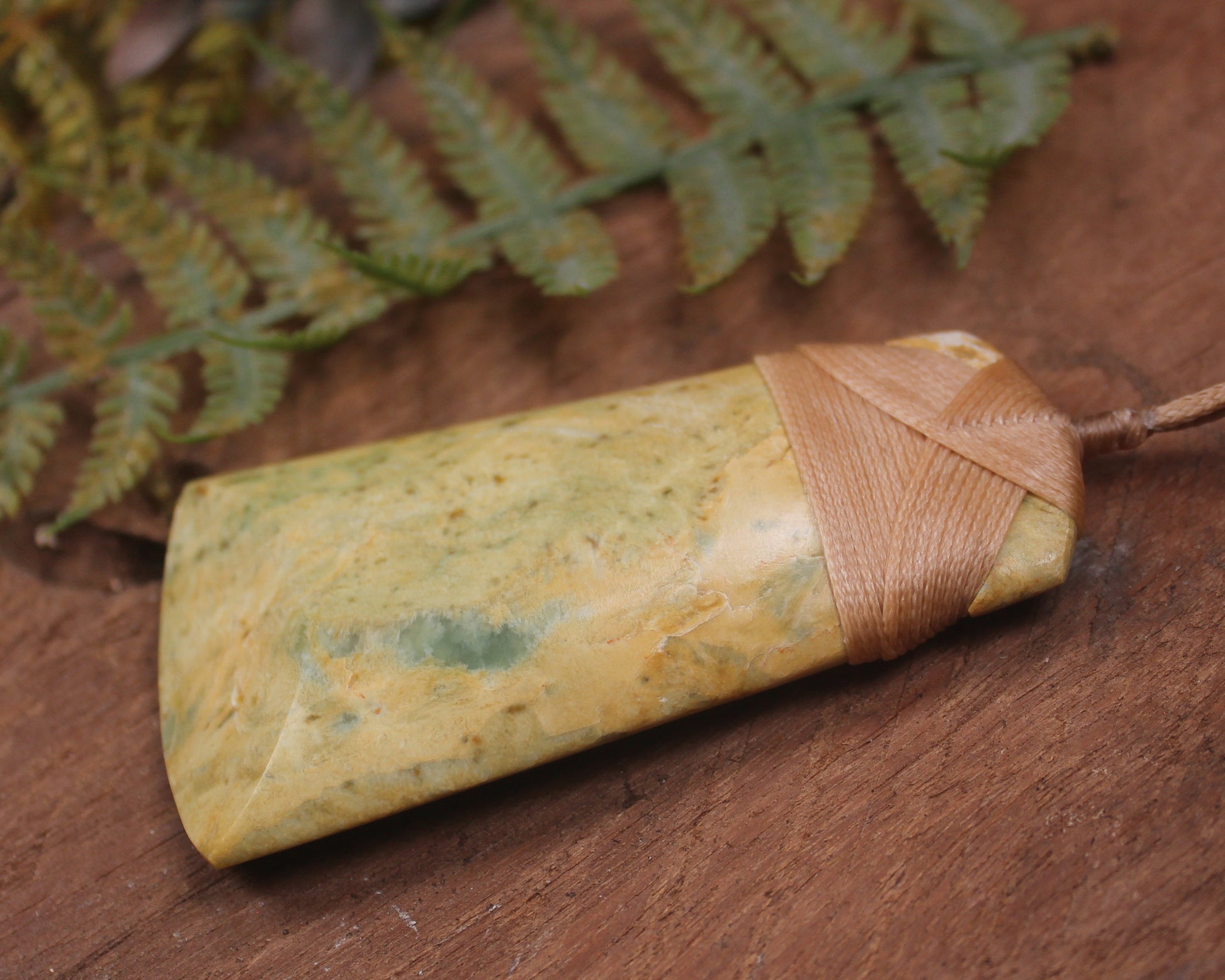 Flower Jade Pounamu Toki