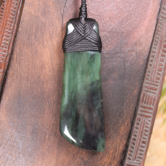 Toki or Adze Pendant carved from Tangiwai Pounamu - NZ Greenstone