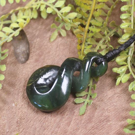 Twist carved from Kawakawa Pounamu - NZ Greenstone