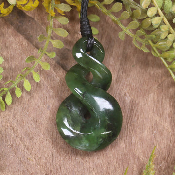 Twist carved from Kawakawa Pounamu - NZ Greenstone
