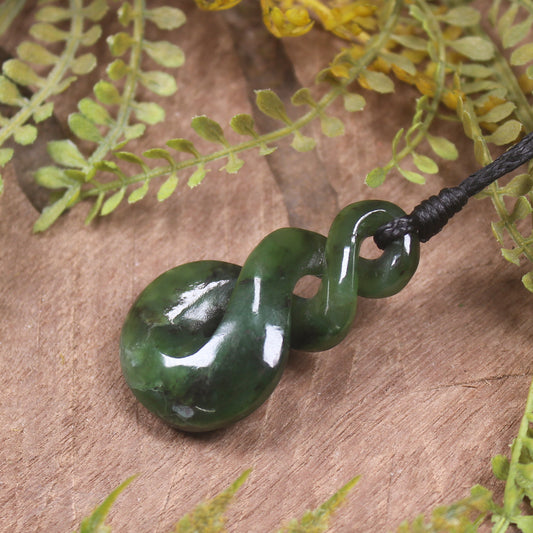 Twist carved from Kawakawa Pounamu - NZ Greenstone