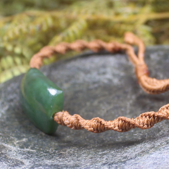 Adjustable cord bracelet with Hapopo Pounamu