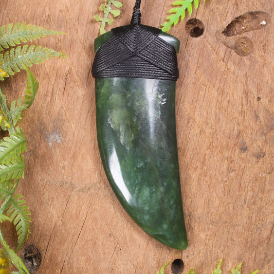 Tooth pendant carved from Kawakawa Pounamu - NZ Greenstone