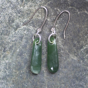 Roimata or Teardrop earrings carved from Kawakawa Pounamu - NZ Greenstone
