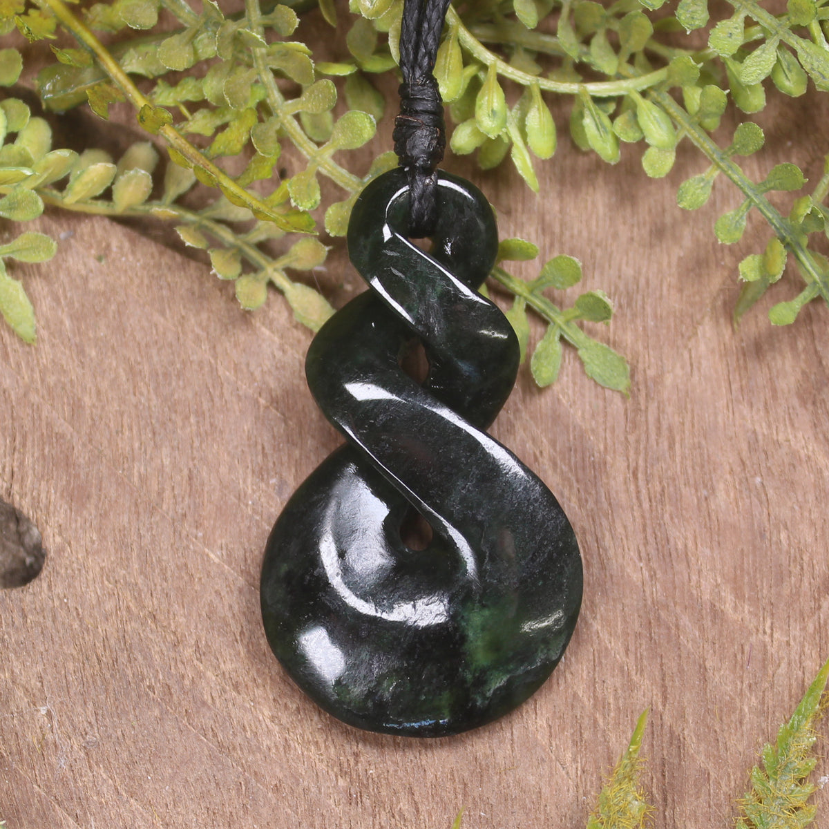 Twist carved from Kawakawa Pounamu - NZ Greenstone