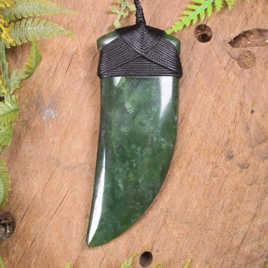 Tooth pendant carved from Kawakawa Pounamu - NZ Greenstone