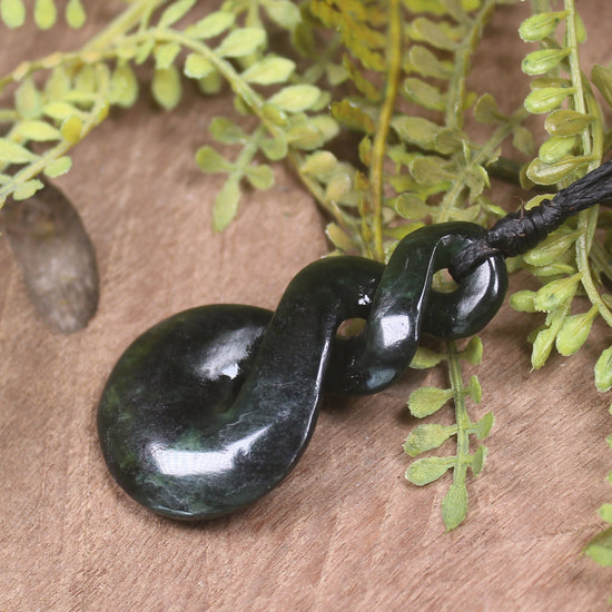 Twist carved from Kawakawa Pounamu - NZ Greenstone