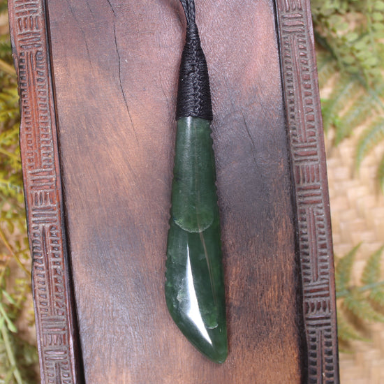 Kawakawa Pounamu Toki
