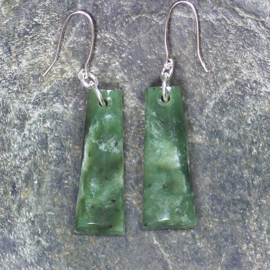 Toki Earrings carved from Hapopo Pounamu - NZ Greenstone