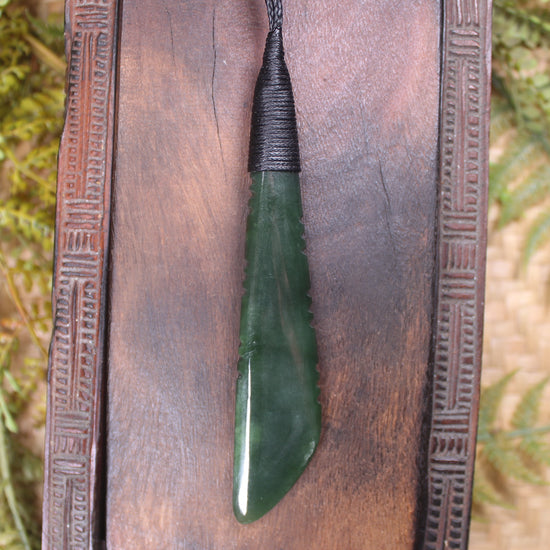 Kawakawa Pounamu Toki