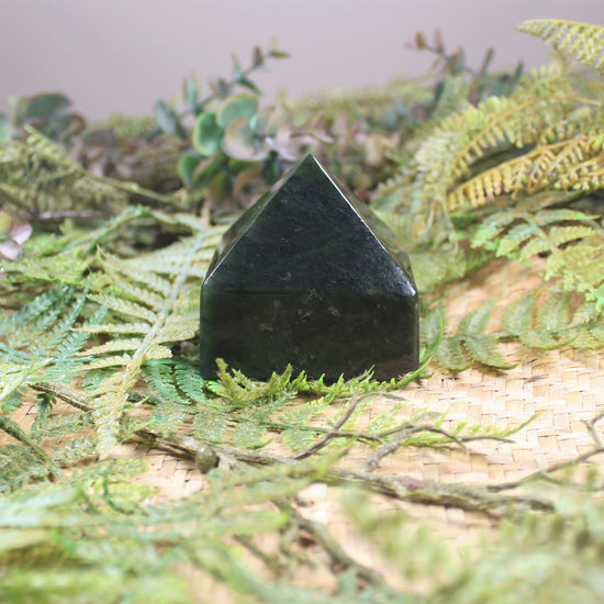 Freeform Kawakawa Pounamu Sculpture