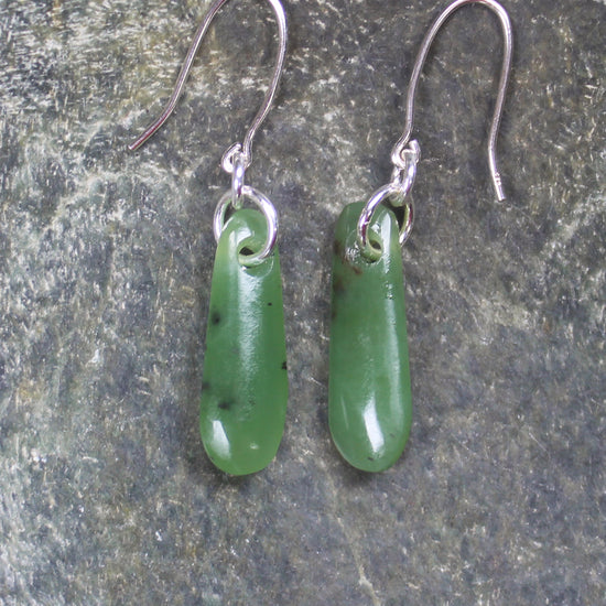 NZ Greenstone Roimata Earrings Hapopo Pounamu