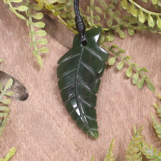 Kawakawa Pounamu Fern pendant - NZ Greenstone