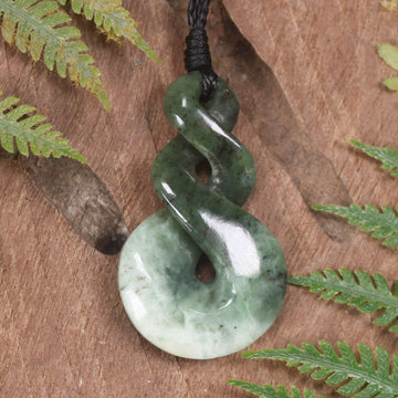 Twist or Pikorua carved from Hapopo Pounamu - NZ Greenstone