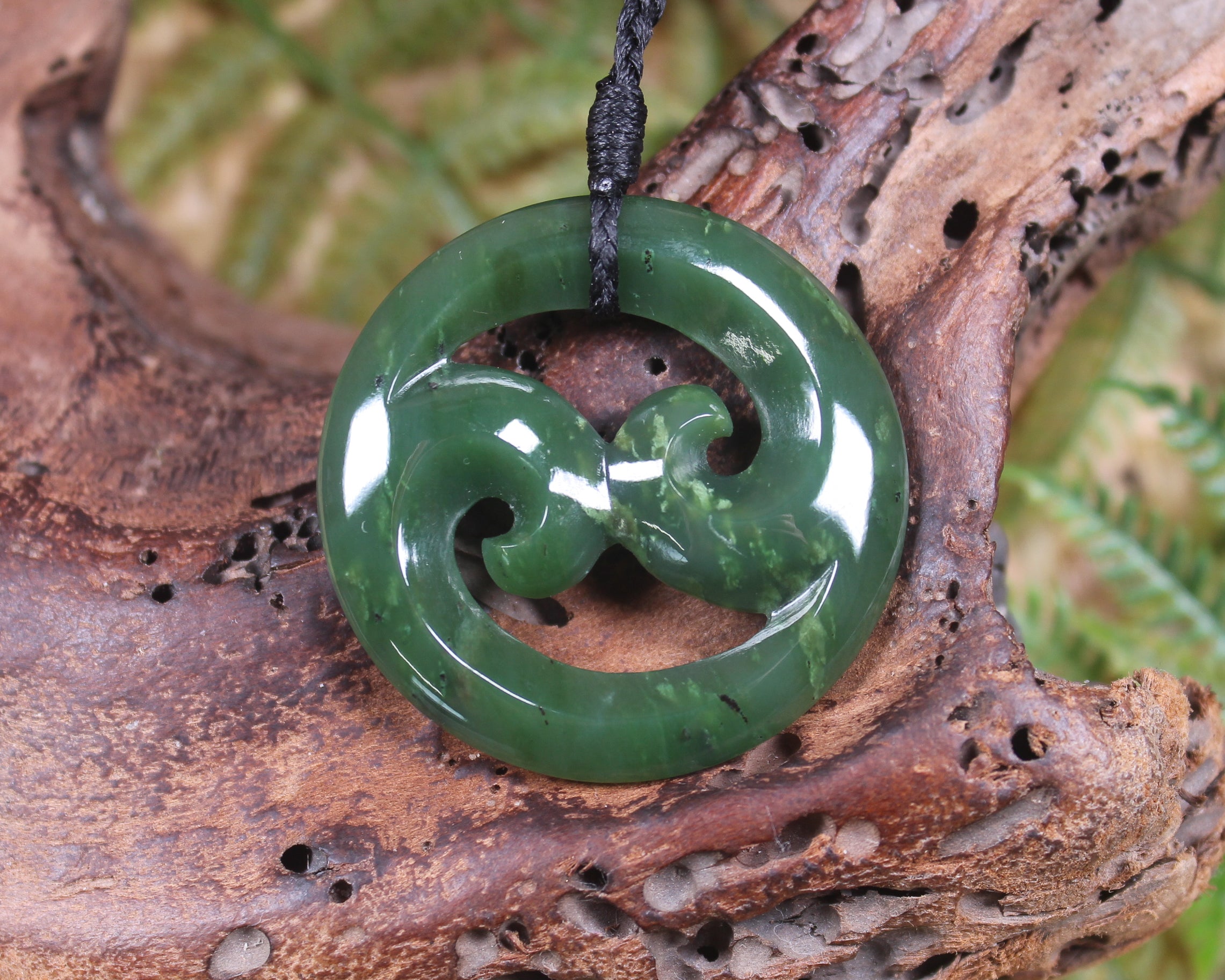 Koru pendant carved from Kawakawa Pounamu - NZ Greenstone