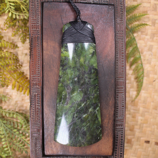 Toki or Adze carved from Douglas Creek - NZ Greenstone