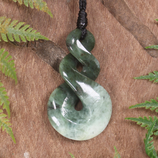Twist or Pikorua carved from Hapopo Pounamu - NZ Greenstone