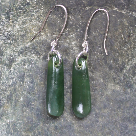Roimata or Teardrop earrings carved from Kawakawa Pounamu - NZ Greenstone