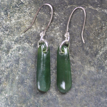 Roimata or Teardrop earrings carved from Kawakawa Pounamu - NZ Greenstone