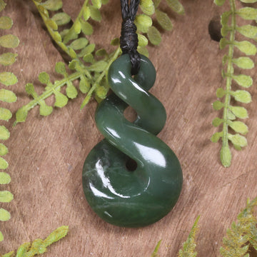 Twist carved from Kawakawa Pounamu - NZ Greenstone