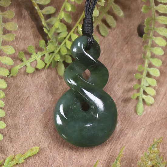 Twist carved from Kawakawa Pounamu - NZ Greenstone