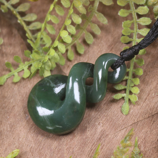 Twist carved from Kawakawa Pounamu - NZ Greenstone