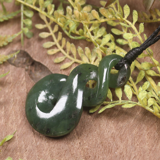 Twist carved from Kawakawa Pounamu - NZ Greenstone