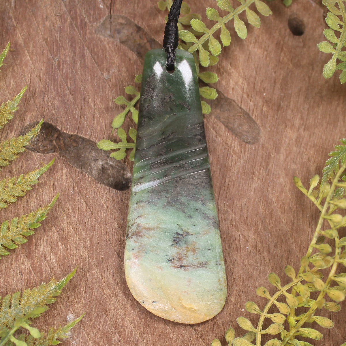 Flower Jade Pounamu Toki 