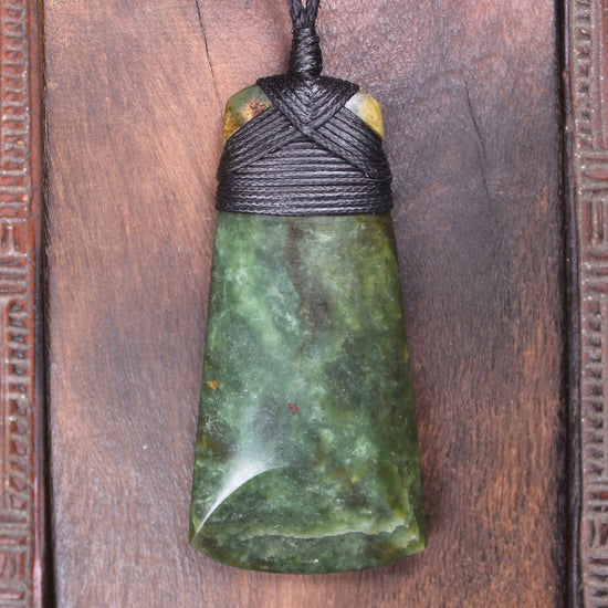 Toki or Adze Pendant carved from Flower Jade Pounamu - NZ Greenstone