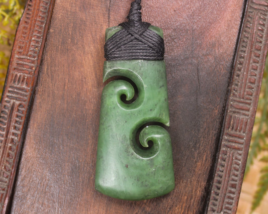 Toki or Adze with Koru carved from Hapopo Pounamu - NZ Greenstone