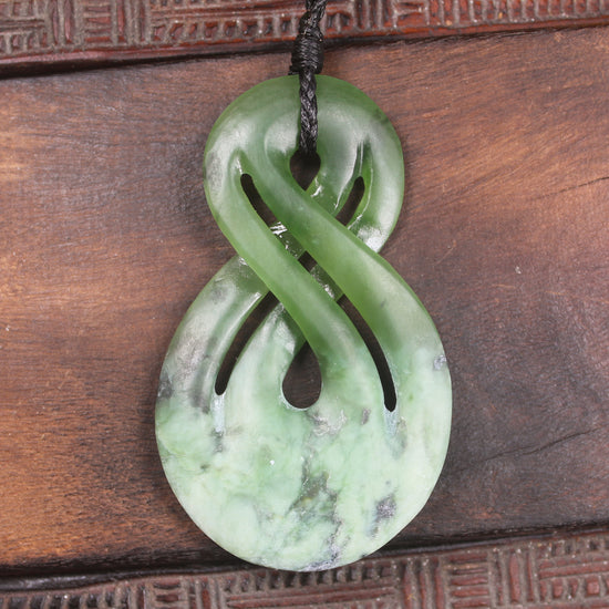 Hapopo Pounamu Twist Pendant - NZ Greenstone