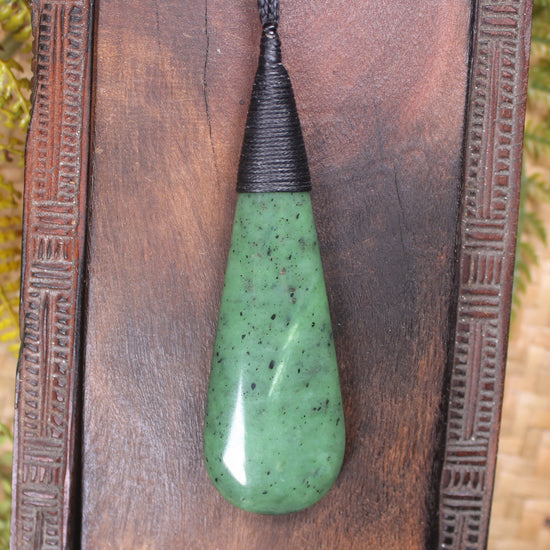 Roimata Teardrop carved from Hapopo Pounamu - NZ Greenstone