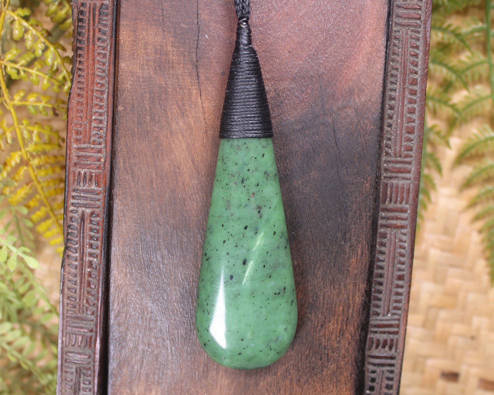 Roimata Teardrop carved from Hapopo Pounamu - NZ Greenstone