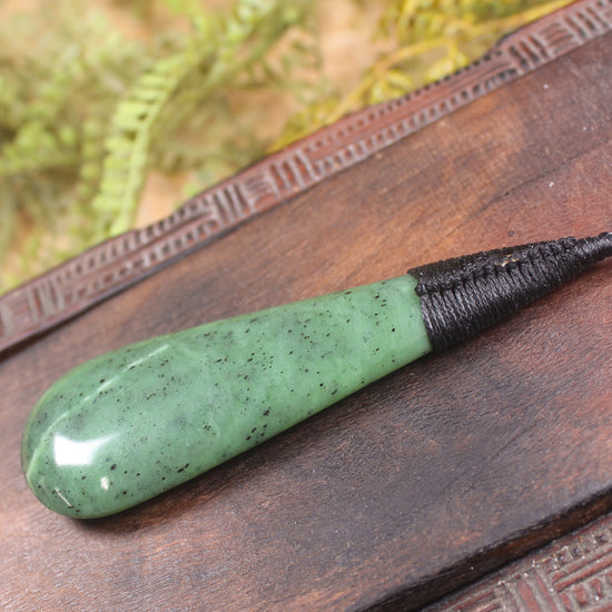 Roimata Teardrop carved from Hapopo Pounamu - NZ Greenstone