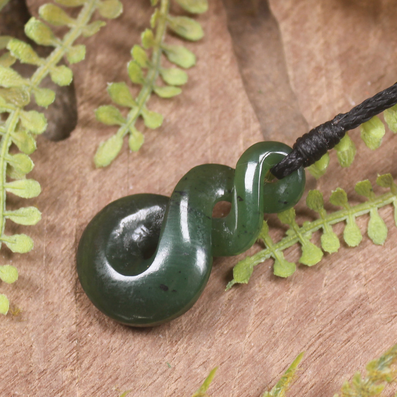 Twist carved from Kawakawa Pounamu - NZ Greenstone